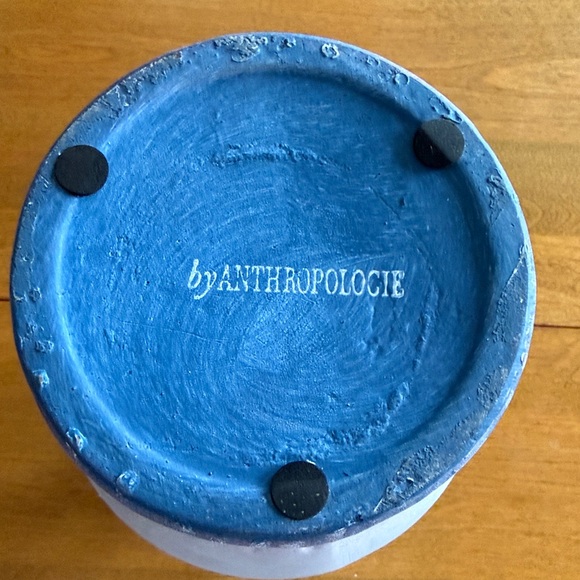 Tall Anthropologie ceramic vase - Picture 4 of 5